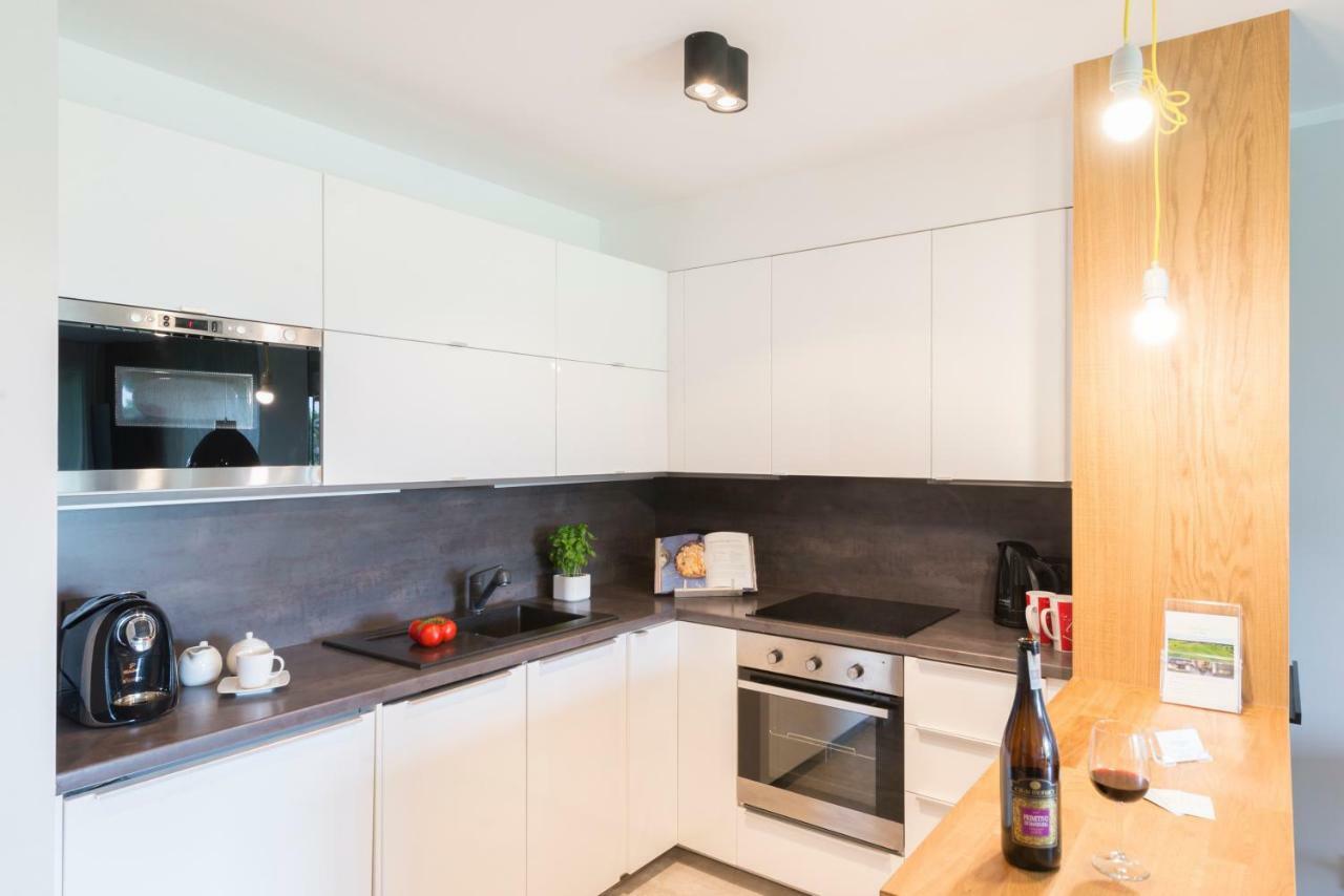Apartament Kalinowo Golf - Salon Z Opcja Spania, Kuchnia I 2 Sypialnie, 1-6 Osob ニエスリツェ エクステリア 写真